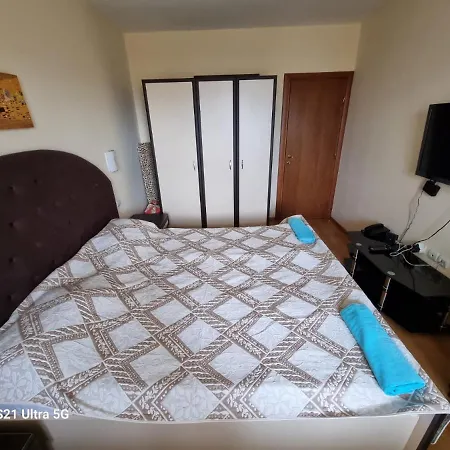 Roma 2 At Club Bor * Welingrad