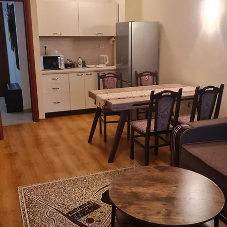 Roma 2 At Club Bor Appartement