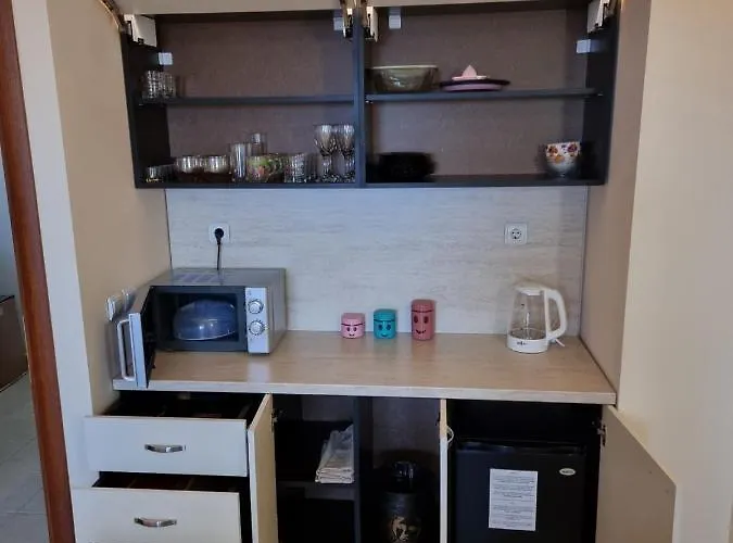 Roma 2 At Club Bor *