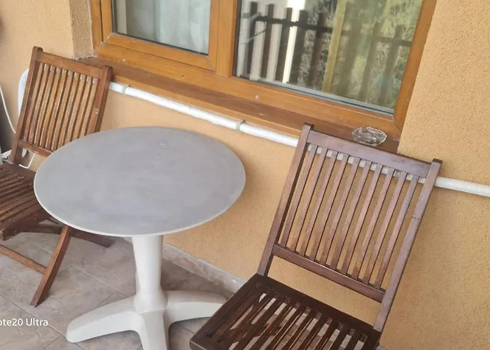 Roma 2 At Club Bor アパート