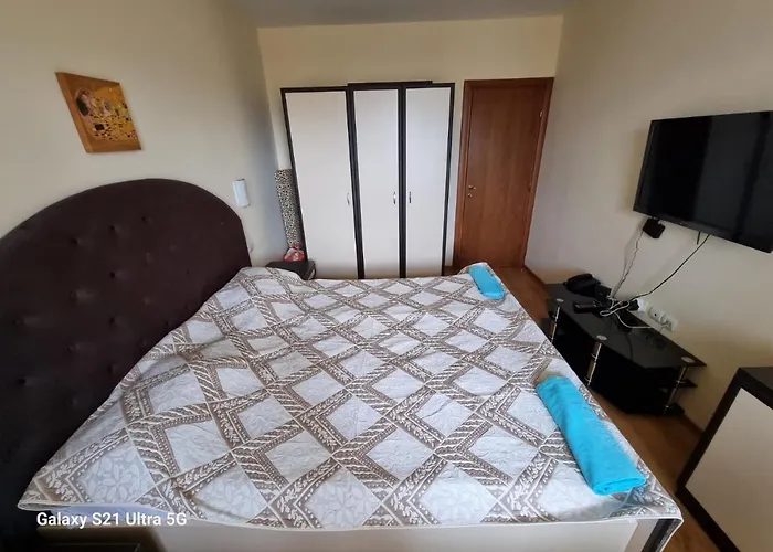 Roma 2 At Club Bor * Velingrad